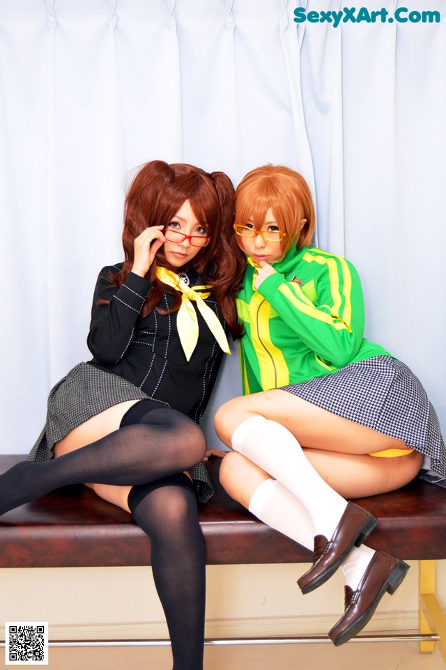 Kaede Ooshiro Miku Oguri - Arcade Naked Porn No.2858da